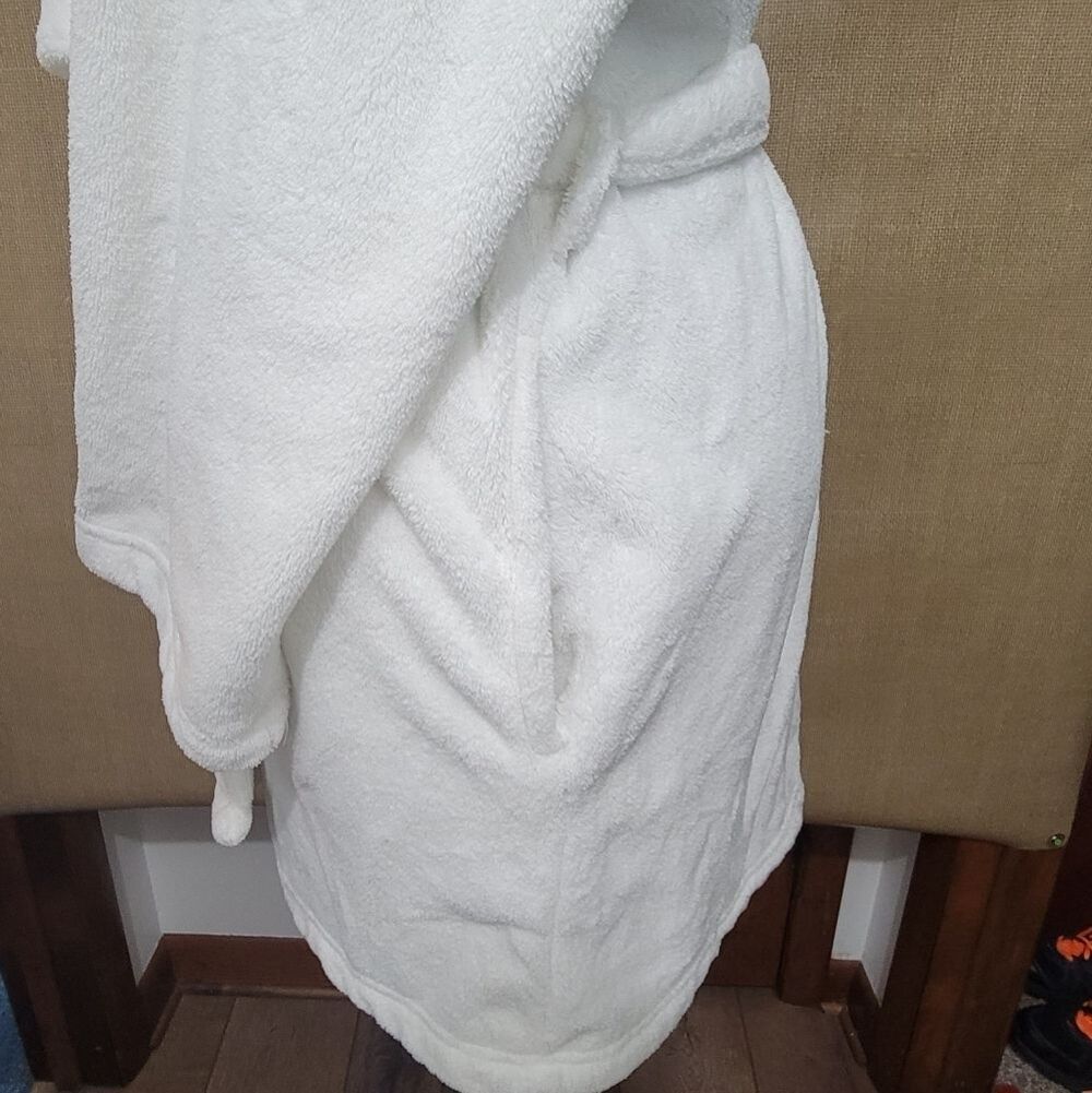 Women's Robe - Picture 5 of 7